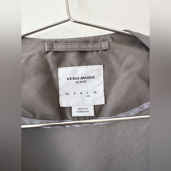 Vero Moda - Light Open Front Over Coat/Jacket - Khaki Green - Size Large - Picture 2 of 9